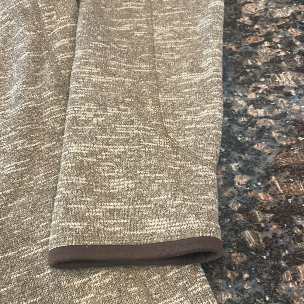 SOLD- Patagonia men’s better sweater 1/4 zip fleece - Picture 7 of 13